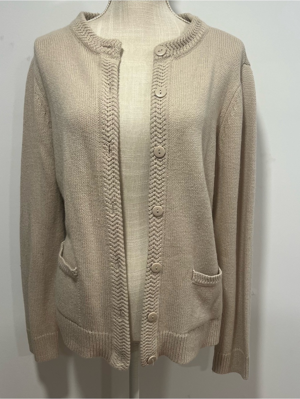 Women's Cream Button-Front Knit Cardigan with Braided Trim